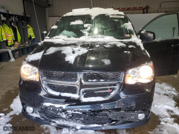 2020 Dodge Grand Caravan SXT with VIN 2C4RDGCG0LR174447, listed as a Copart auction lot 45450525 with 114,367 mi miles and Salvage Title. Bid and sale history available at carsss.com. Image 5.