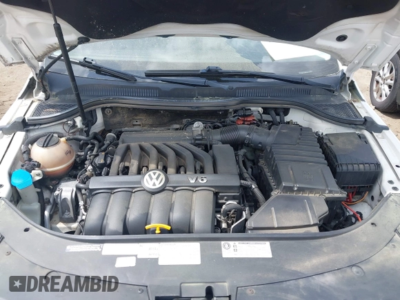 2012 Volkswagen CC VR6 Executive 4Motion with VIN WVWGU7AN8CE527488, listed as a IAAI auction lot 41967377 with 109,609 mi miles. Bid and sale history available at carsss.com. Image 10.