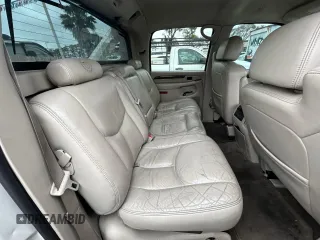 2005 Cadillac Escalade EXT z VIN 3GYEK62N75G264292, wystawiony jako Copart lot #55481905 z przebiegiem 178 920 mil mil oraz Czysty tytuł • Clean title. Historia ofert i sprzedaży dostępna na DreamBid. Obrazek 6.