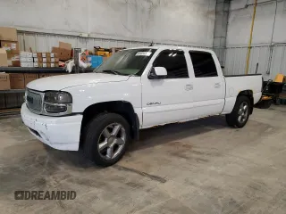 2005 GMC Sierra Denali z VIN 2GTEK63N851345265, wystawiony jako Copart lot #54933125 z przebiegiem 276 871 mil mil oraz Nie do naprawy. Historia ofert i sprzedaży dostępna na DreamBid. Obrazek 1.