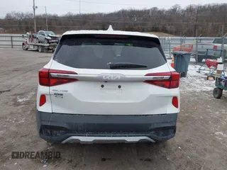 2023 Kia Seltos LX z VIN KNDEPCAA0P7449402, wystawiony jako IAAI lot #41413776 z przebiegiem 32 106 mil mil oraz . Historia ofert i sprzedaży dostępna na DreamBid. Obrazek 16.