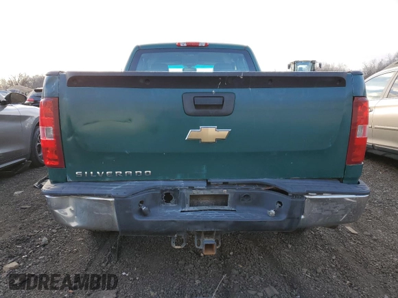 2007 Chevrolet Silverado 1500 LT w/1LT with VIN 1GCEC19C57Z616492, listed as a Copart auction lot 88431345 with 306,350 mi miles and Clean Title. Bid and sale history available at carsss.com. Image 6.