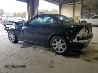 2001 Mercedes-Benz SLK 230 Kompressor с VIN WDBKK49F31F232414, выставлен на аукционе Copart как лот 78304774 с пробегом Не указан миль и Списание • Salvage title. История ставок и продаж доступна на DreamBid. Изображение 2.
