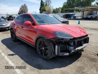 2024 Porsche Cayenne with VIN WP1BM2AY0RDA71068, listed as a Copart auction lot 50650125 with 7,721 mi miles and Salvage title. Bid and sale history available at DreamBid. Image 4.