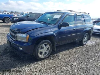 2007 Chevrolet TrailBlazer LS with VIN 1GNDT13S872150472, listed as a IAAI auction lot 41741764 with 215,974 mi miles. Bid and sale history available at carsss.com. Image 17.