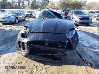 2015 Jaguar F-Type R z VIN SAJWA6DA2FMK13208, wystawiony jako Copart lot #88416875 z przebiegiem Nie podano mil oraz Szkody całkowita. Historia ofert i sprzedaży dostępna na DreamBid. Obrazek 5.
