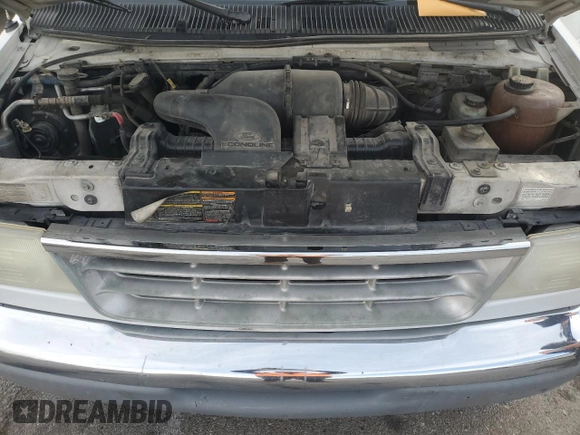 2000 Ford Econoline Passenger XL with VIN 1FBSS31L5YHA09064, listed as a Copart auction lot 84828844 with 257,973 mi miles and Salvage Title. Bid and sale history available at DreamBid. Image 14.