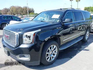 2015 GMC Yukon XL Denali with VIN 1GKS1JKJ1FR134428, listed as a IAAI auction lot 42149588 with 116,207 mi miles. Bid and sale history available at carsss.com. Image 17.