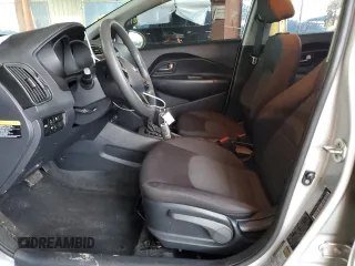 2016 Kia Rio LX with VIN KNADM4A35G6573583, listed as a Copart auction lot 73330324 with 45,270 mi miles and Salvage Title. Bid and sale history available at DreamBid. Image 7.