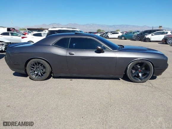 2015 Dodge Challenger R/T Plus with VIN 2C3CDZBT7FH744586, listed as a IAAI auction lot 40672887 with NaN miles. Bid and sale history available at carsss.com. Image 13.