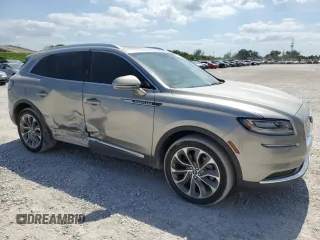 2023 Lincoln Nautilus Reserve z VIN 2LMPJ6K90PBL15920, wystawiony jako Copart lot #57270645 z przebiegiem 9 331 mil mil oraz Szkoda całkowita • Salvage title. Historia ofert i sprzedaży dostępna na DreamBid. Obrazek 4.