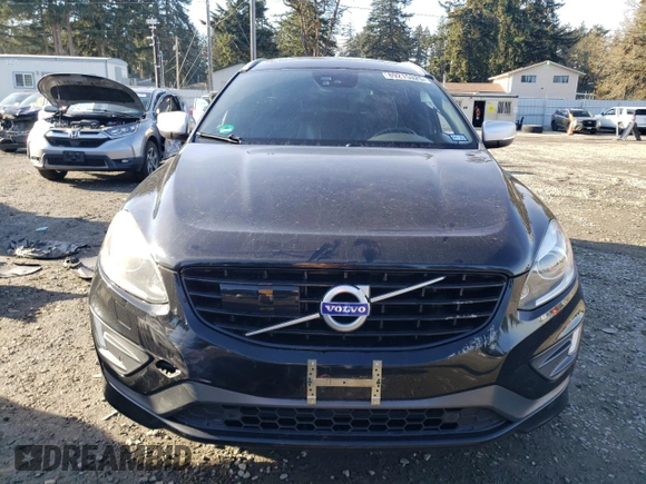 2017 Volvo XC60 R-Design with VIN YV449MRS7H2128140, listed as a Copart auction lot 89215325 with 61,559 mi miles and Salvage title. Bid and sale history available at DreamBid. Image 5.