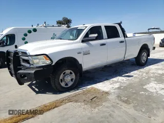 2018 Ram 2500 Tradesman z VIN 3C6UR5HJ7JG189879, wystawiony jako Copart lot #58395125 z przebiegiem 157 823 mil mil oraz Czysty tytuł • Clean title. Historia ofert i sprzedaży dostępna na DreamBid. Obrazek 1.