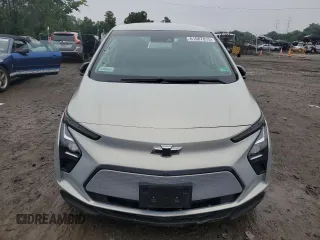 2023 Chevrolet Bolt EV 2LT with VIN 1G1FX6S08P4133686, listed as a Copart auction lot 61087815 with 88,585 mi miles and Non repairable. Bid and sale history available at DreamBid. Image 5.