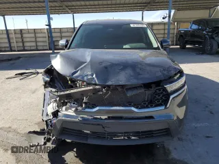 2022 Kia Sorento LX with VIN 5XYRG4LC2NG125907, listed as a Copart auction lot 42705195 with 49,529 mi miles and Salvage Title. Bid and sale history available at carsss.com. Image 5.