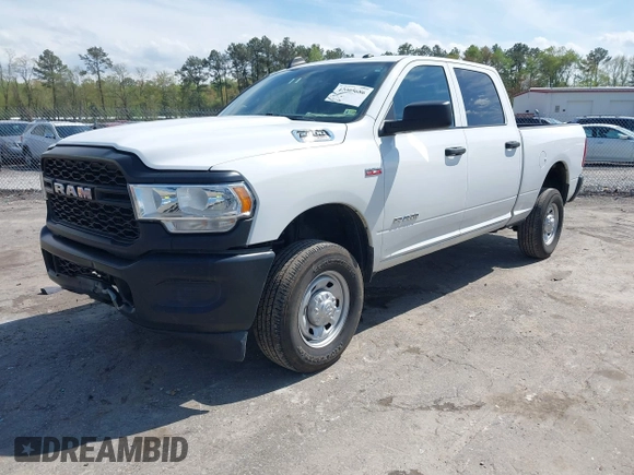 2022 Ram 2500 Tradesman with VIN 3C6UR5CJ6NG203221, listed as a IAAI auction lot 42005686 with 132,446 mi miles. Bid and sale history available at carsss.com. Image 2.