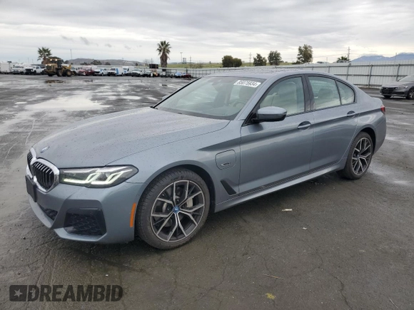 2022 BMW 5 Series 530e with VIN WBA13AG05NCL01602, listed as a Copart auction lot 85075934 with 34,240 mi miles and Salvage title. Bid and sale history available at DreamBid. Image 1.