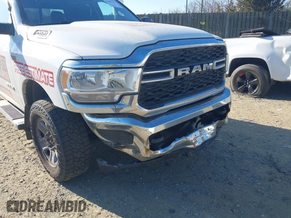 2019 Ram 2500 Tradesman with VIN 3C6UR5CJXKG590738, listed as a IAAI auction lot 41699787 with 134,913 mi miles. Bid and sale history available at carsss.com. Image 6.