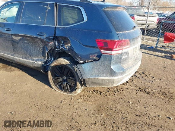 2019 Volkswagen Atlas SEL Premium with VIN 1V2NR2CA3KC541913, listed as a IAAI auction lot 41684000 with 66,731 mi miles and . Bid and sale history available at DreamBid. Image 6.