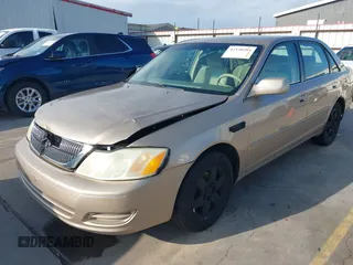 2001 Toyota Avalon XL z VIN 4T1BF28B31U185174, wystawiony jako IAAI lot #42338204 z przebiegiem 298 540 mil mil oraz . Historia ofert i sprzedaży dostępna na DreamBid. Obrazek 20.