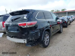 2014 Toyota Highlander XLE with VIN 5TDKKRFH9ES021924, listed as a IAAI auction lot 41826858 with 302,407 mi miles. Bid and sale history available at carsss.com. Image 4.