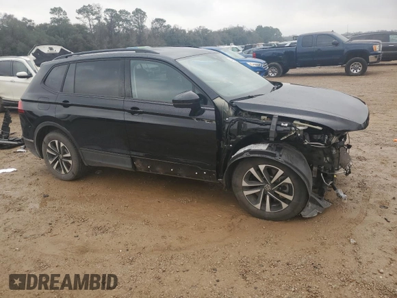 2023 Volkswagen Tiguan S z VIN 3VVRB7AX5PM038208, wystawiony jako Copart lot #44760825 z przebiegiem 33 661 mil mil oraz Szkoda całkowita • Salvage title. Historia ofert i sprzedaży dostępna na DreamBid. Obrazek 4.