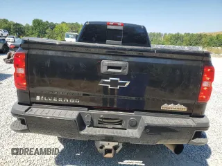 2017 Chevrolet Silverado 3500HD High Country with VIN 1GC4K1EY6HF111841, listed as a Copart auction lot 60900134 with 64,568 mi miles and Clean Title. Bid and sale history available at DreamBid. Image 6.