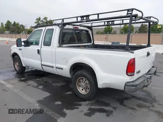 1999 Ford F-250 XL с VIN 1FTNX20L2XEC79228, выставлен на аукционе IAAI как лот 40369897 с пробегом 256 289 миль миль и . История ставок и продаж доступна на DreamBid. Изображение 3.