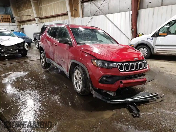 2025 Jeep Compass Latitude с VIN 3C4NJDBN6ST537089, выставлен на аукционе Copart как лот 50009175 с пробегом 2 595 миль миль и Списание • Salvage title. История ставок и продаж доступна на DreamBid. Изображение 12.