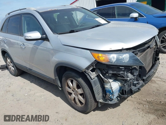 2012 Kia Sorento LX with VIN 5XYKT4A26CG292968, listed as a IAAI auction lot 42066841 with 215,295 mi miles. Bid and sale history available at carsss.com. Image 1.
