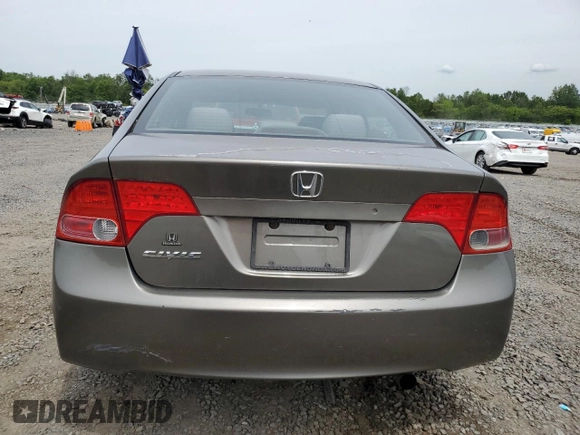 2008 Honda Civic LX z VIN 2HGFA16598H304128, wystawiony jako Copart lot #57183015 z przebiegiem 191 601 mil mil oraz Szkoda całkowita • Salvage title. Historia ofert i sprzedaży dostępna na DreamBid. Obrazek 6.