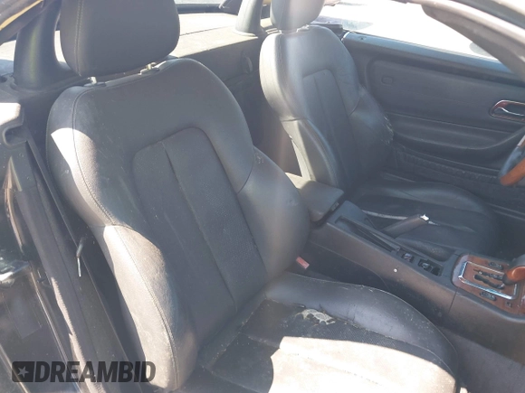 2002 Mercedes-Benz SLK 320 с VIN WDBKK65F92F254369, выставлен на аукционе IAAI как лот 42693955 с пробегом 237 391 миль миль и . История ставок и продаж доступна на DreamBid. Изображение 8.