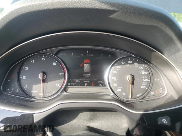 2017 Audi Q7 Premium with VIN WA1AAAF74HD028913, listed as a Copart auction lot 60918455 with 151,998 mi miles and Clean title. Bid and sale history available at DreamBid. Image 9.