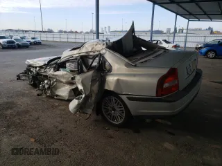 2001 Volvo S80 with VIN YV1TS90D411188848, listed as a Copart auction lot 82797104 with 0 mi miles and Salvage Title. Bid and sale history available at carsss.com. Image 2.
