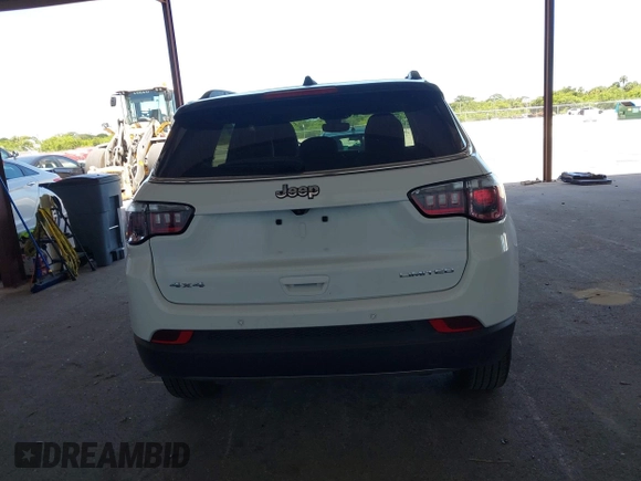 2024 Jeep Compass Limited z VIN 3C4NJDCN6RT597494, wystawiony jako IAAI lot #42538077 z przebiegiem 31 033 mil mil oraz . Historia ofert i sprzedaży dostępna na DreamBid. Obrazek 17.