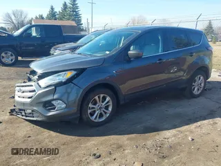 2017 Ford Escape SE with VIN 1FMCU0GD0HUB80123, listed as a IAAI auction lot 41895514 with 61,680 mi miles and . Bid and sale history available at DreamBid. Image 2.
