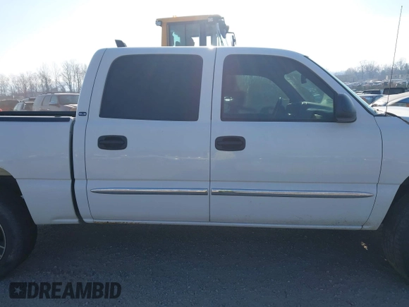 2006 GMC Sierra 1500 SLT with VIN 2GTEK13Z161259108, listed as a IAAI auction lot 41900305 with 254,027 mi miles and . Bid and sale history available at carsss.com. Image 13.