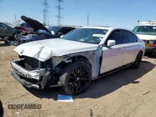 2021 BMW 7 Series 750i xDrive with VIN WBA7U2C04MCF07742, listed as a Copart auction lot 51512185 with 45,224 mi miles and Salvage Title. Bid and sale history available at carsss.com. Image 1.