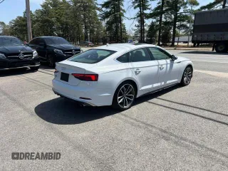 2019 Audi S5 Sportback Premium Plus z VIN WAUB4CF52KA016552, wystawiony jako Copart lot #58973565 z przebiegiem 97 727 mil mil oraz Tytuł czysty. Historia ofert i sprzedaży dostępna na DreamBid. Obrazek 4.