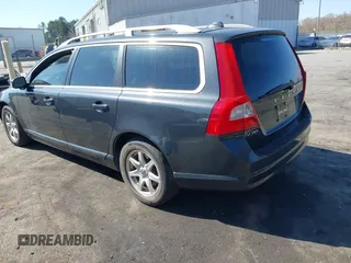 2010 Volvo V70 with VIN YV1960BWXA1133314, listed as a IAAI auction lot 41870470 with 206,003 mi miles and . Bid and sale history available at DreamBid. Image 3.