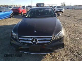 2018 Mercedes-Benz E-Class E 300 with VIN WDDZF4JB9JA320495, listed as a Copart auction lot 40448373 with 48,435 mi miles. Bid and sale history available at carsss.com. Image 5.