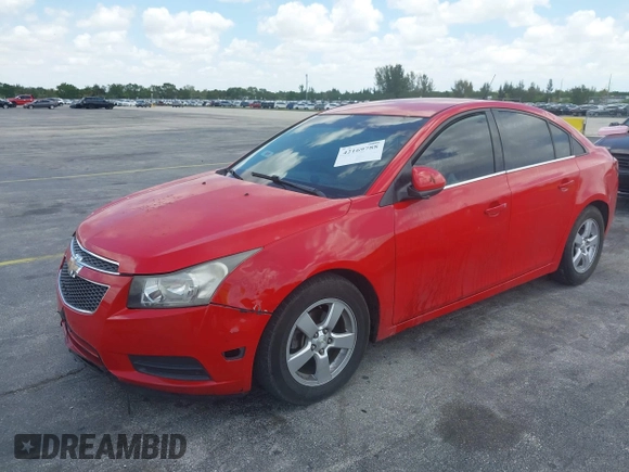 2014 Chevrolet Cruze 1LT with VIN 1G1PC5SB5E7363631, listed as a IAAI auction lot 42169788 with 101,939 mi miles and . Bid and sale history available at DreamBid. Image 2.