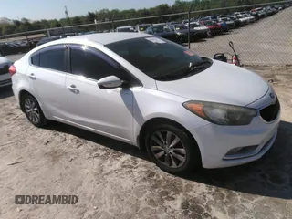 2014 Kia Forte EX with VIN KNAFX4A83E5200718, listed as a IAAI auction lot 41998203 with 141,599 mi miles. Bid and sale history available at carsss.com. Image 1.