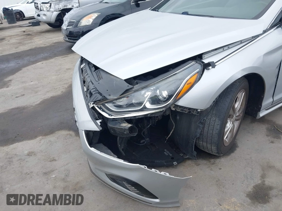 2019 Hyundai Sonata SEL with VIN 5NPE34AF1KH805776, listed as a IAAI auction lot 41877864 with Not Provided miles and . Bid and sale history available at DreamBid. Image 6.