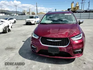 2023 Chrysler Pacifica Limited with VIN 2C4RC3GG9PR605377, listed as a Copart auction lot 51781805 with 7,606 mi miles and Salvage title. Bid and sale history available at DreamBid. Image 12.