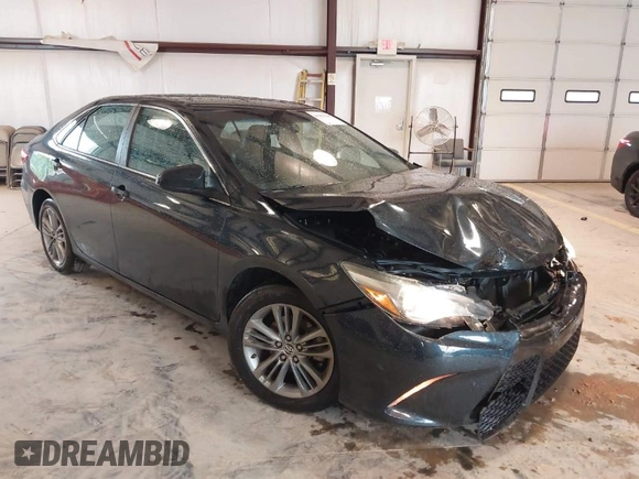 2015 Toyota Camry XLE with VIN 4T1BF1FK1FU094425, listed as a IAAI auction lot 41961648 with 191,458 mi miles. Bid and sale history available at carsss.com. Image 1.