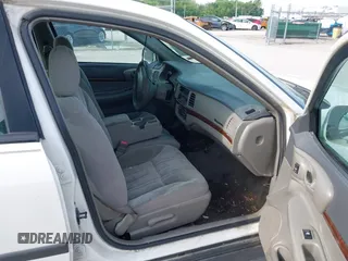 2003 Chevrolet Impala z VIN 2G1WF52E039201396, wystawiony jako IAAI lot #42251227 z przebiegiem 159 463 mil mil oraz . Historia ofert i sprzedaży dostępna na DreamBid. Obrazek 5.