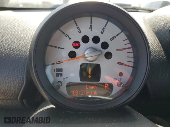 2013 MINI Countryman S with VIN WMWZC3C58DWP21027, listed as a Copart auction lot 57326575 with 108,151 mi miles and Clean title. Bid and sale history available at DreamBid. Image 9.