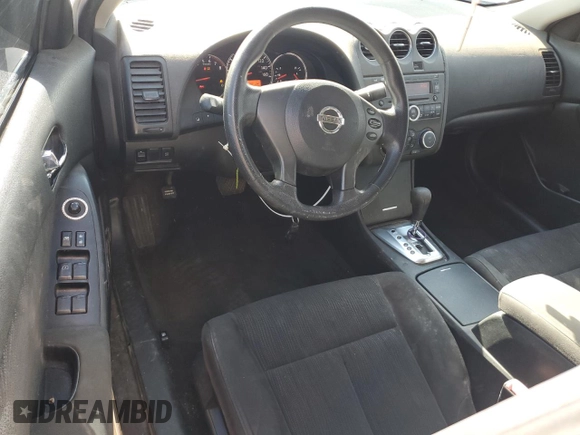 2010 Nissan Altima S z VIN 1N4AL2AP1AN440421, wystawiony jako Copart lot #56064625 z przebiegiem 223 322 mil mil oraz Szkoda całkowita • Salvage title. Historia ofert i sprzedaży dostępna na DreamBid. Obrazek 8.