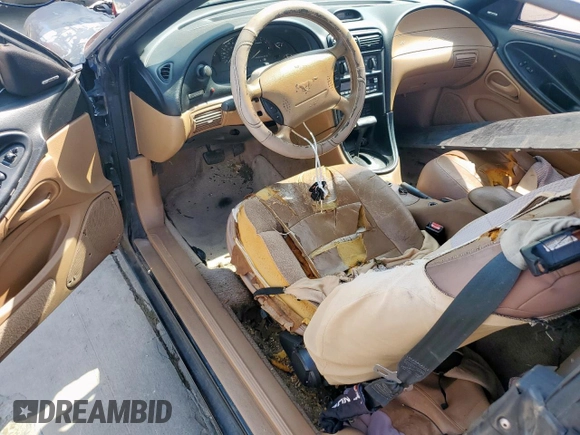 1995 Ford Mustang with VIN 1FALP4443SF210871, listed as a Copart auction lot 61627625 with 132,696 mi miles and Clean title. Bid and sale history available at DreamBid. Image 8.